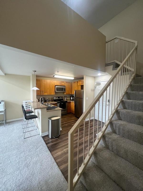 Private Room in 2Bed.2Bath