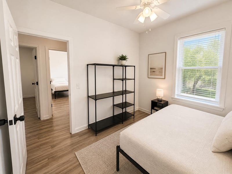 SUPER HOST • Modern Tampa PadSplit Near Ybor City, 2 min walk from bus stop! (id. 35216)