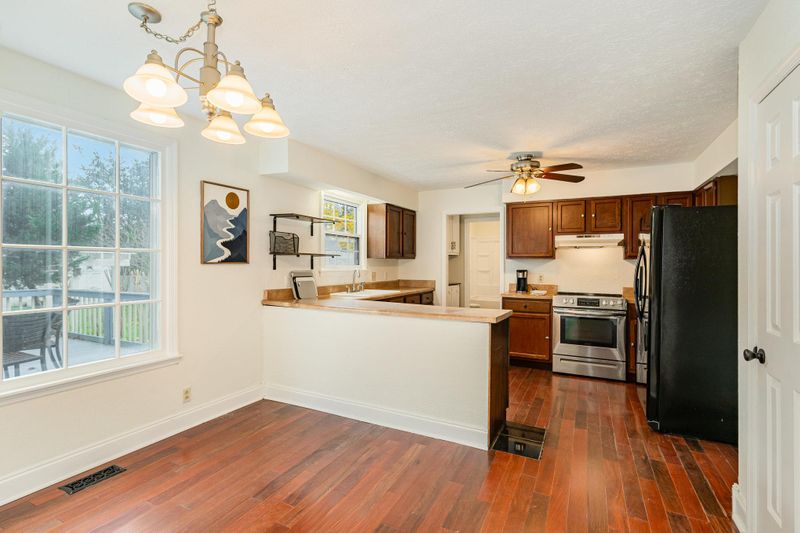 roommates in Undisclosed, Nashville, TN 37217 Comfortable & beautiful Nashville House with Dining area (id. 9784) - cirtru.com