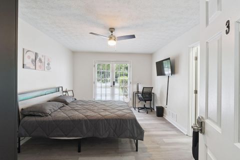 New Modern Riverdale Home.  7 Master Suites.  Bright and spacious, in a great neighborhood, minutes to shops, dining, and transit. (id. 16236)