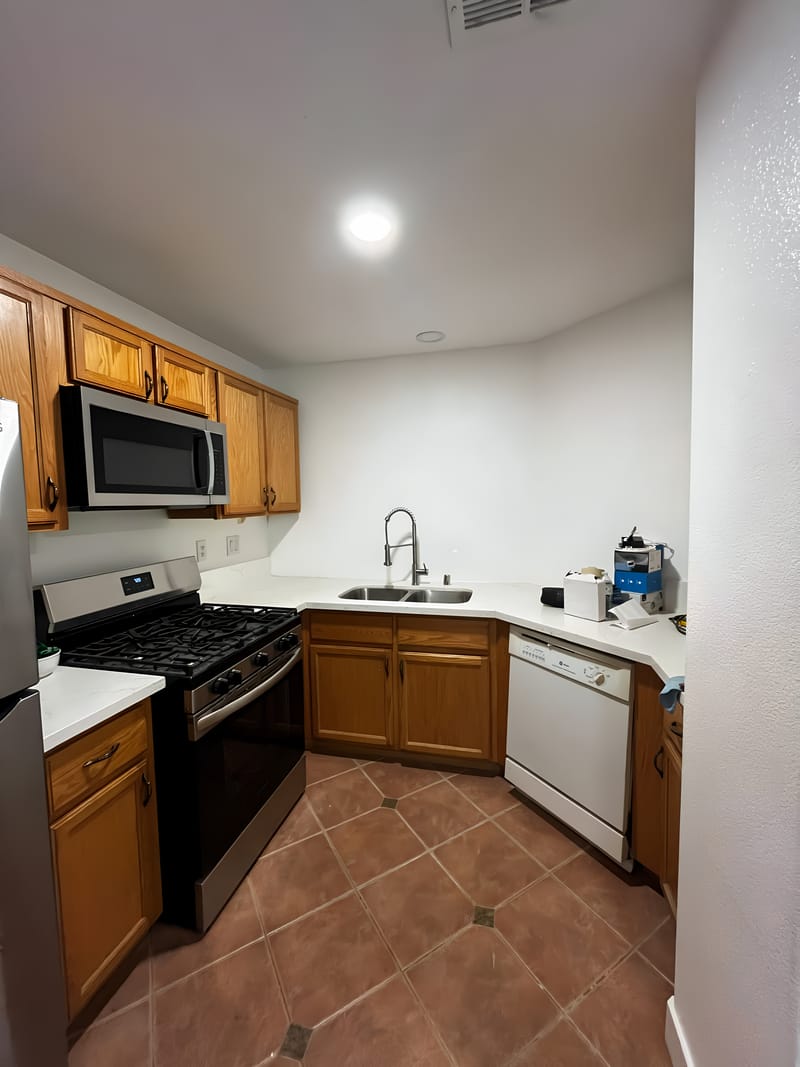 roommates in Undisclosed, Las Vegas, NV 89183 Live in Silverado Ranch (id. 19416) - cirtru.com