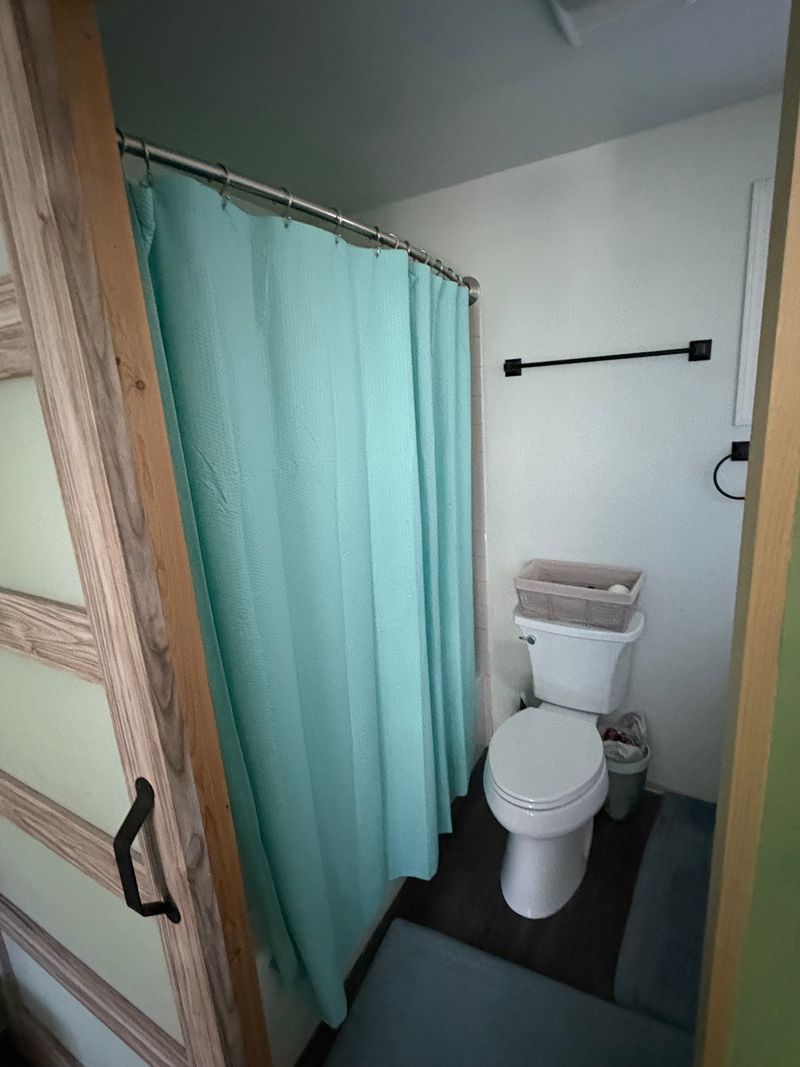 roommates in Bothell Private Room in 3Bed.2.5Bath - cirtru.com