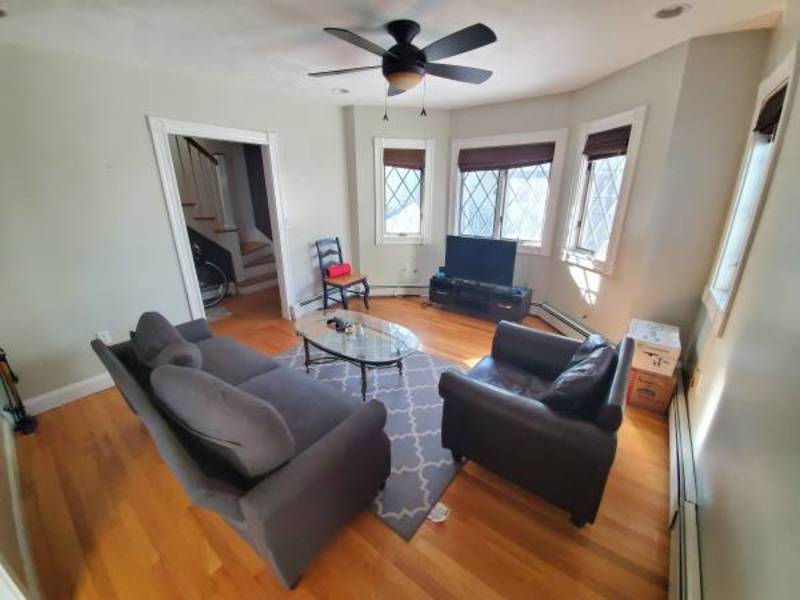 Private Room in 3Bed.3Bath