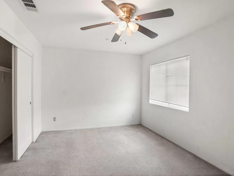 Private Room in 3Bed.2Bath