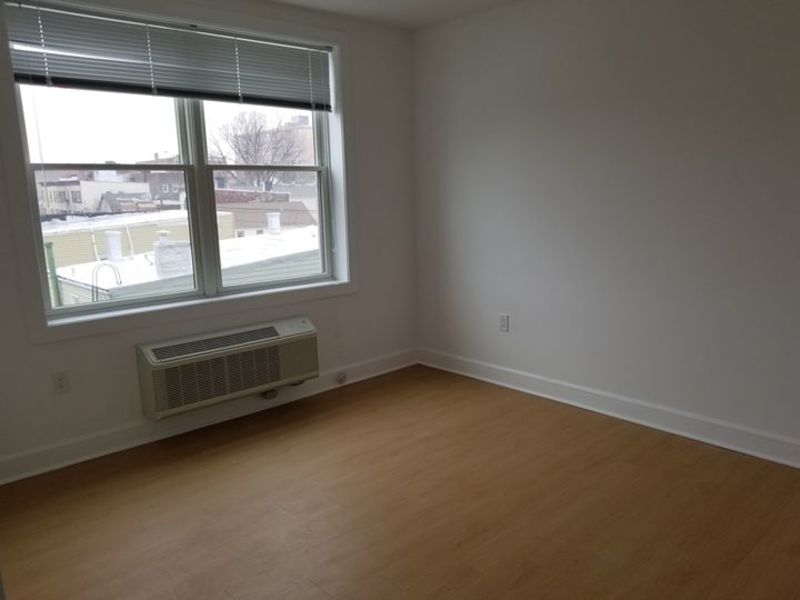 roommates in Union City Amazing room with your own bathroom - cirtru.com