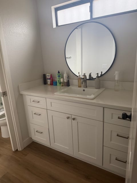 Private Room in 3Bed.2Bath