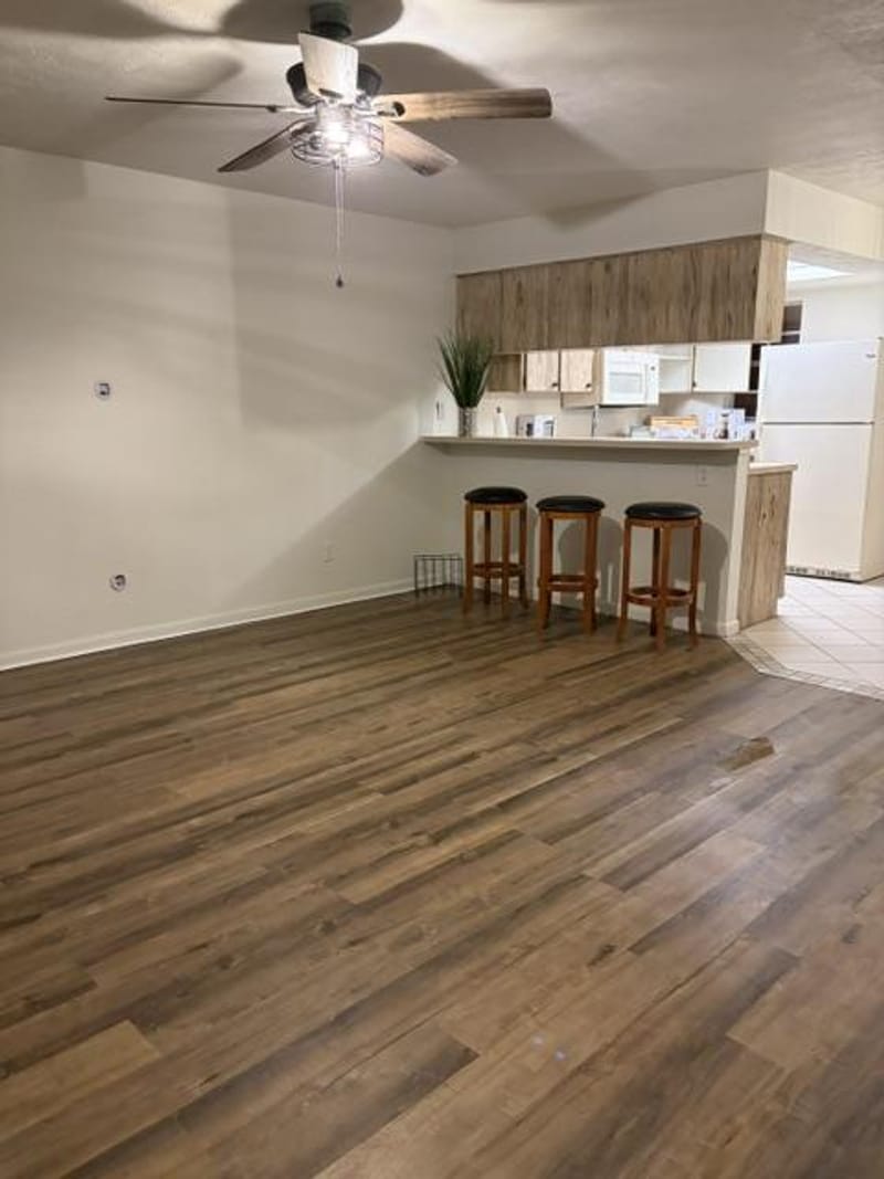 roommates in Undisclosed, Brandon, FL 33511 Furnished Townhouse with Utilities included (id. 42851) - cirtru.com