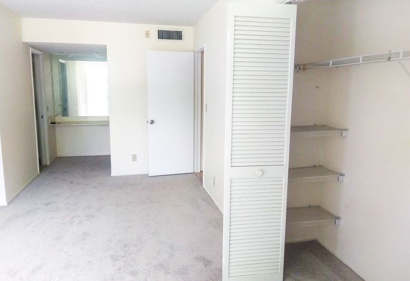 roommates in Pompano Beach Private Room in 3Bed.1Bath - cirtru.com