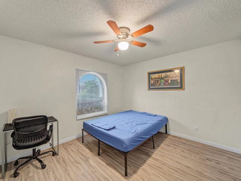 Arlington House. Comfortable & homey (id. 9369)