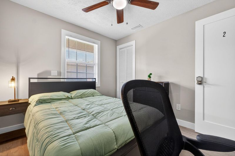 roommates in Undisclosed, Tampa, FL 33619 LIVE WITH ONLY 3 ROOMMATES  Highspeed WiFi and Smart TVs (id. 32021) - cirtru.com