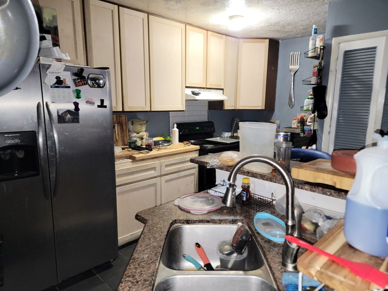 roommates in Garland Private Room in 1Bed.1.5Bath - cirtru.com