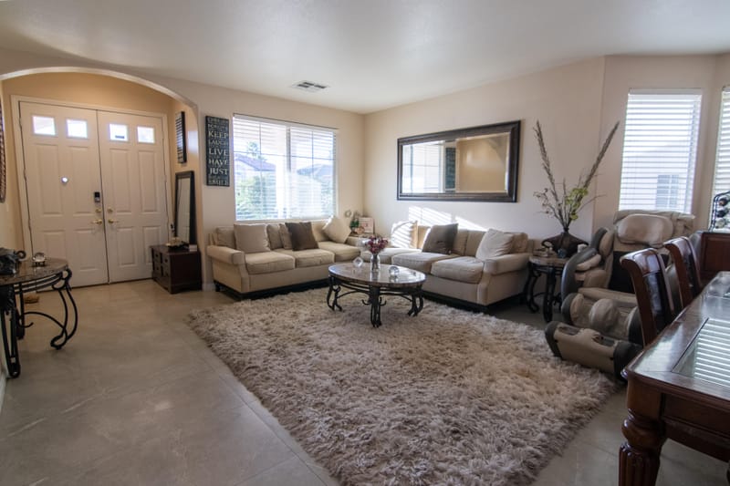 Peaceful culdesac near 215 frwy (id. 12866)