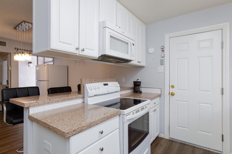 Charming Home by Jones & Alta  Lovely Backyard, Near US-95 & Dining Hotspots! (id. 1830)