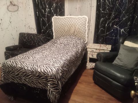 Private Room in 4Bed.1Bath