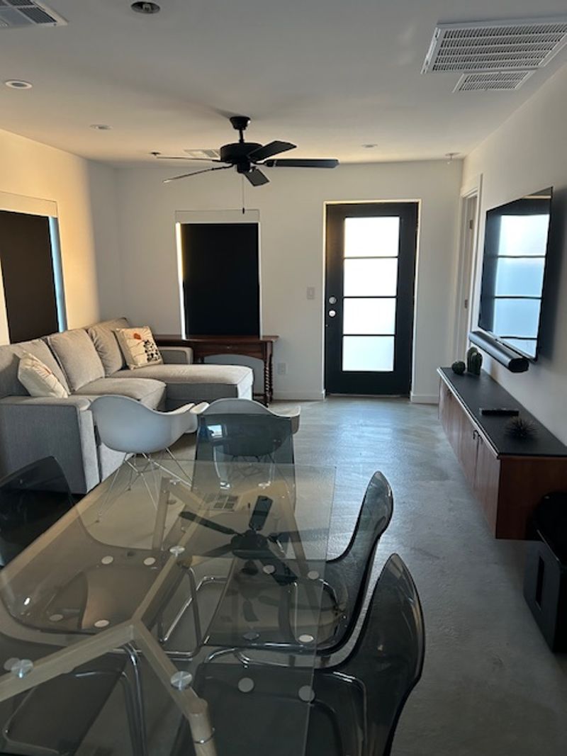 roommates in Phoenix Entire Place 2Bed.1.5Bath - cirtru.com