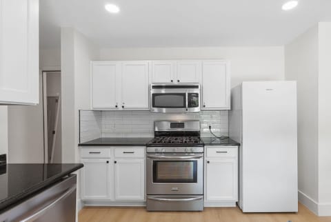 roommates in Undisclosed, Kyle, TX 78640 Modern Co-Living near Texas State University & Austin Transit Lines (id. 37980) - cirtru.com