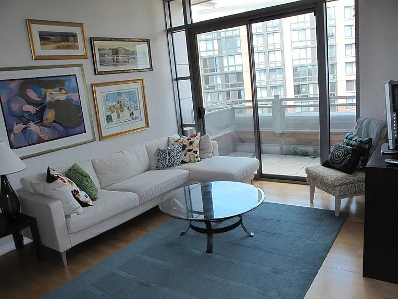 roommates in Washington Entire Place 2Bed.2Bath - cirtru.com
