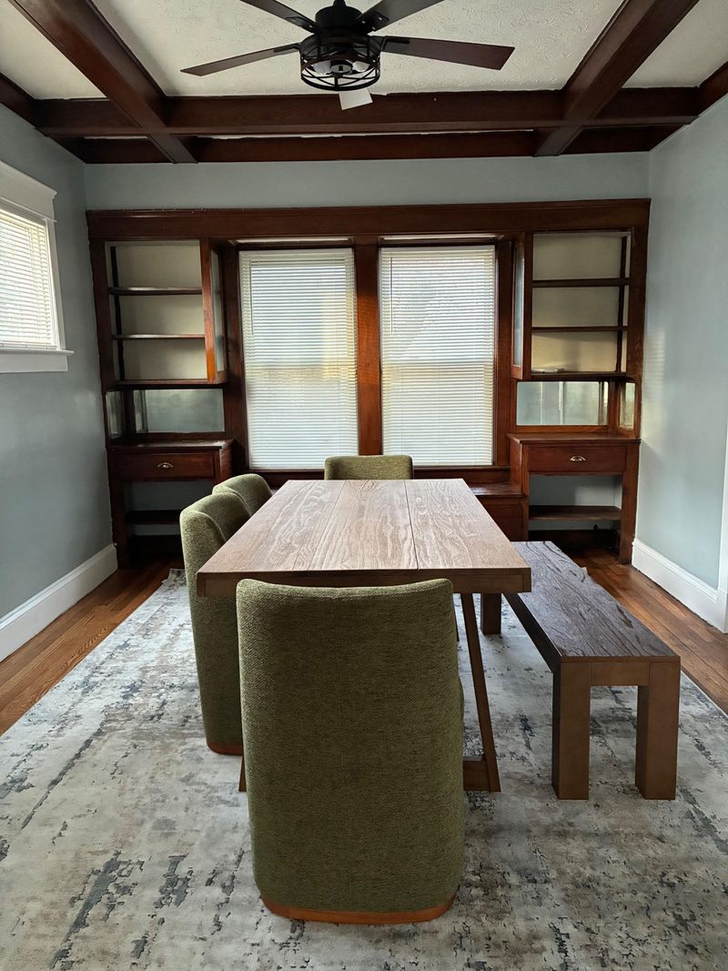 roommates in Undisclosed, Cleveland, OH 44108 Glenville Home, a 4-minute walk to the transit stop on E 105th St & Greenlawn Ave. (id. 30646) - cirtru.com