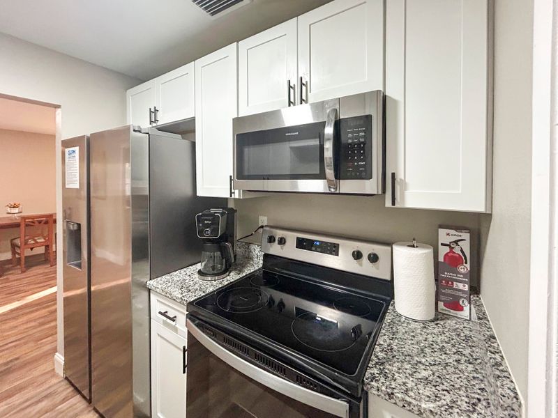 roommates in Undisclosed, Ocala, FL 34473 Affordable And Clean Furnished Room For Rent In Quiet Marion Oaks Home. (id. 20340) - cirtru.com