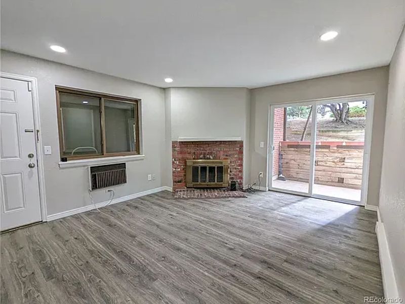 roommates in Aurora Entire Place 2Bed.1.5Bath - cirtru.com