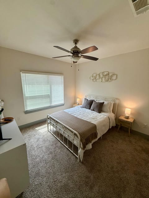 Live near Downtown Dallas (id. 37179)