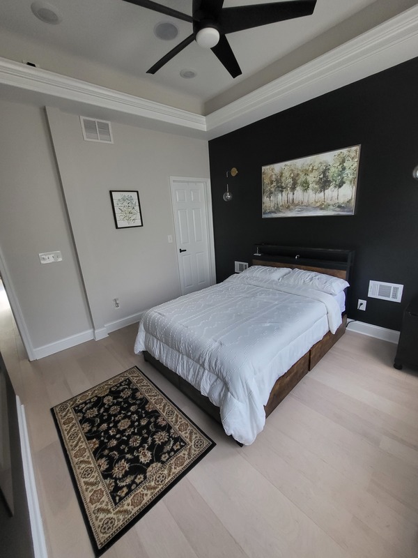 Private Room in 3Bed.3.5Bath