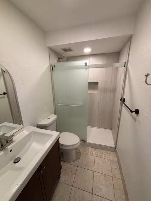 roommates in Lake Oswego Entire Place 3Bed.2.5Bath - cirtru.com