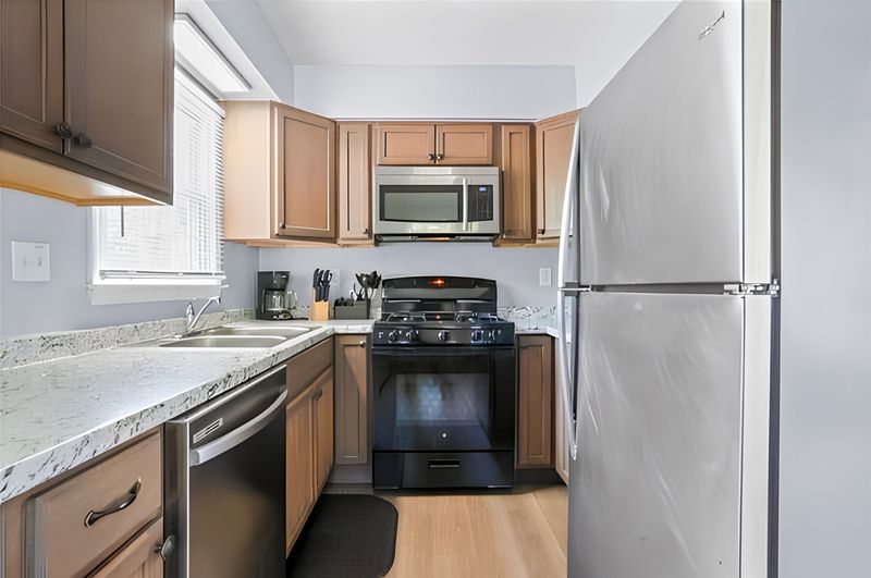 roommates in Undisclosed, Jonesboro, GA 30236 CODED Lock, PERSONAL Bathroom, ONE Roommate! Quiet, Homey & Beautiful! (id. 8565) - cirtru.com