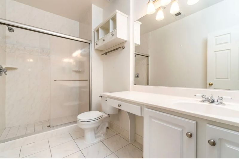 roommates in Alexandria Room3Bed.2Bath - cirtru.com