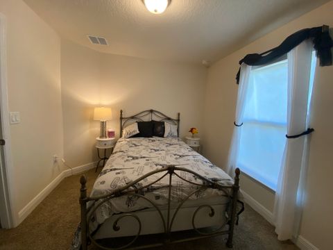 Private Room in 1Bed.1Bath