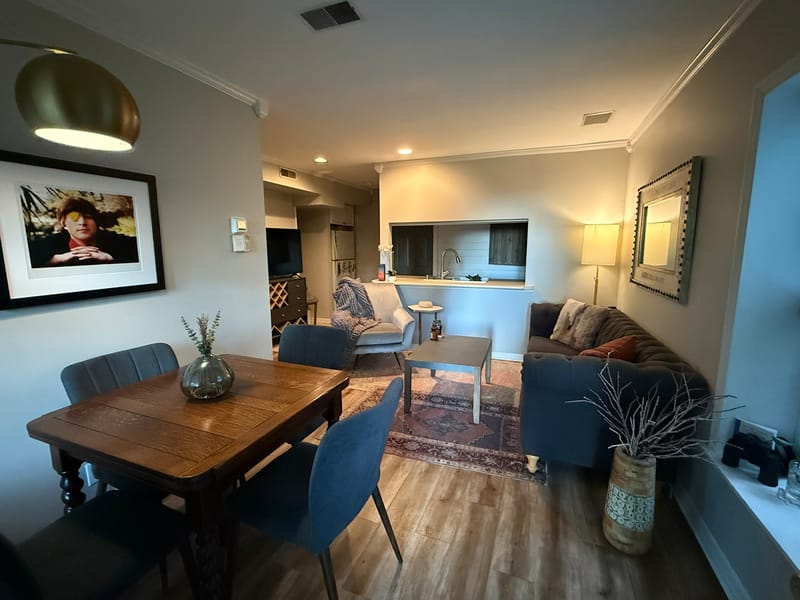 Entire Place 2Bed.1Bath