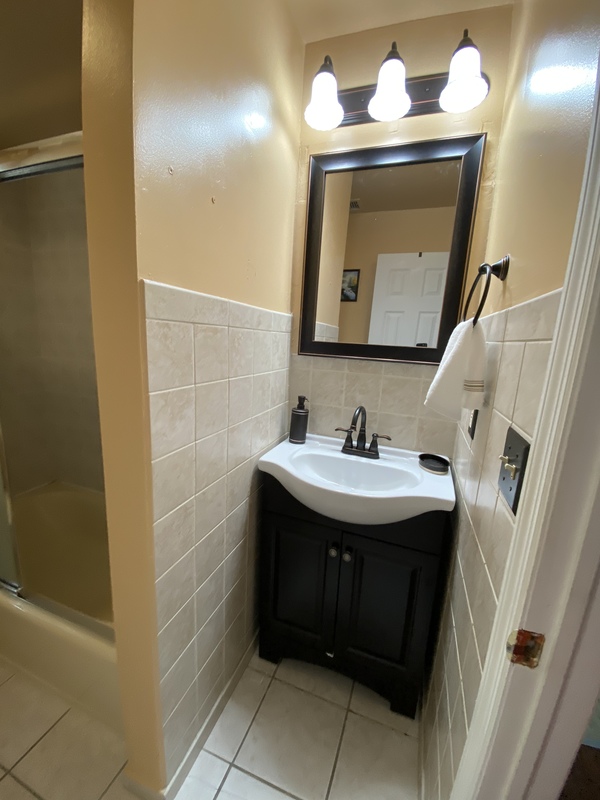 roommates in Keansburg Entire Place 2Bed.1Bath - cirtru.com