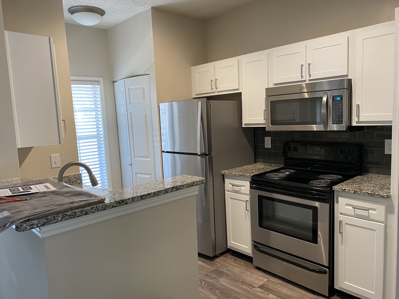 roommates in Brentwood Private Room in 2Bed.2Bath - cirtru.com