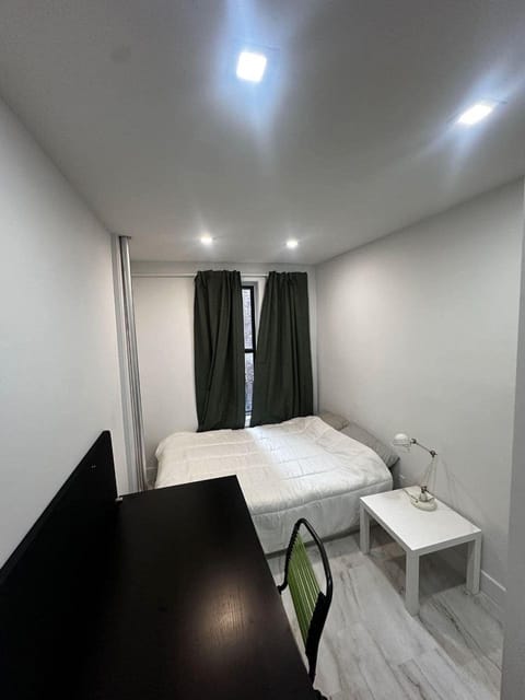 Room2Bed.2Bath