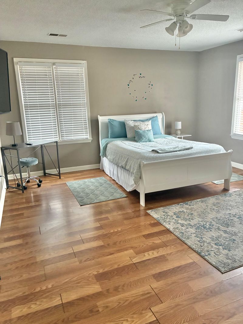 roommates in Undisclosed, Memphis, TN 38104 Annesdale Home -Private 3 bd/2.5 ba close to Downtown/Medical District (id. 28569) - cirtru.com