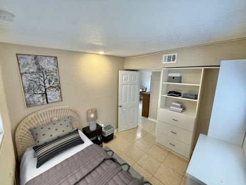Largo House with Dining area. Cozy & homey (id. 10686)