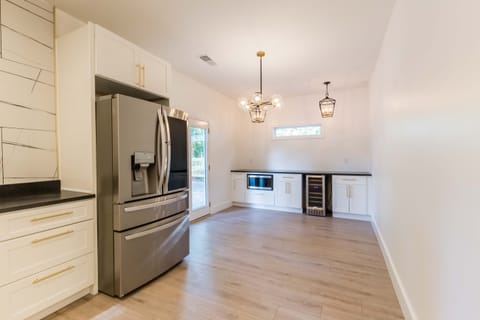 roommates in Atlanta Entire Place 5Bed.3Bath - cirtru.com