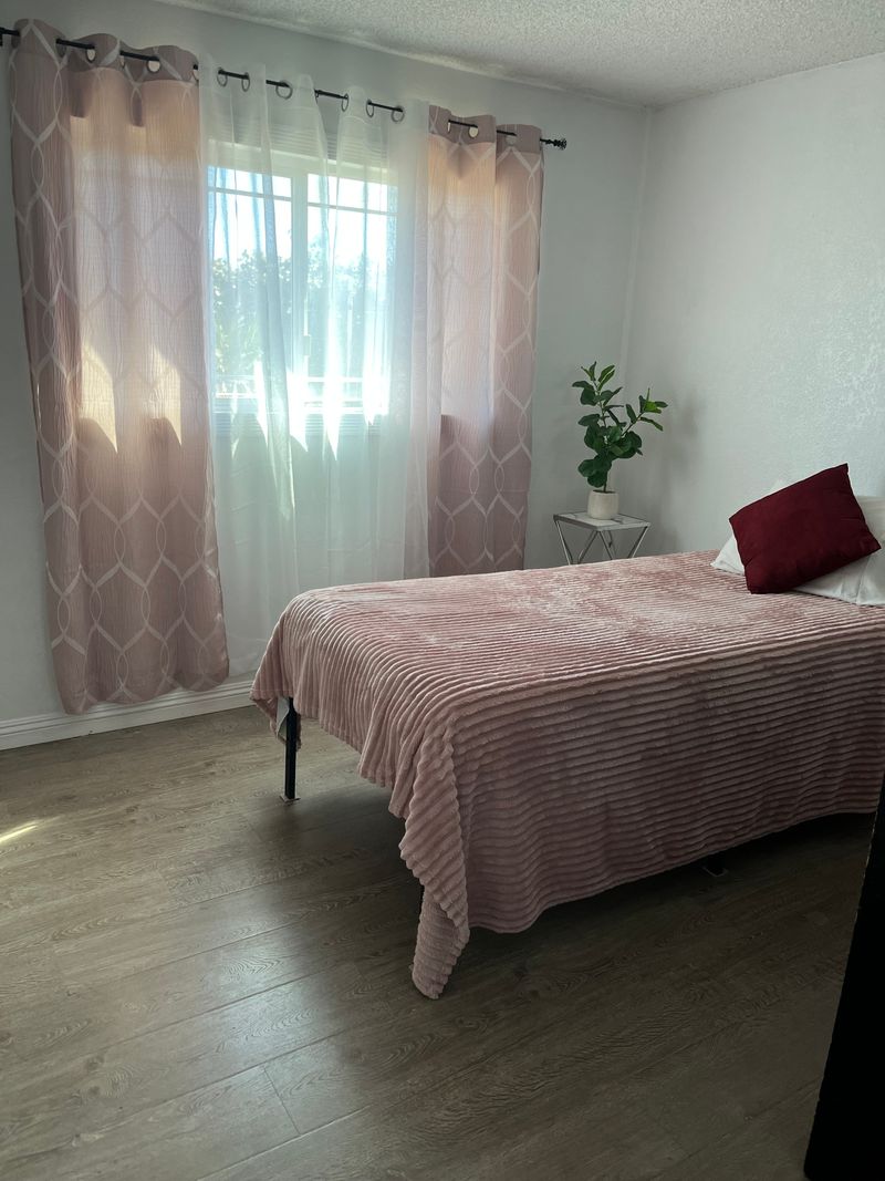 roommates in Rialto Private Room in 3Bed.2Bath - cirtru.com