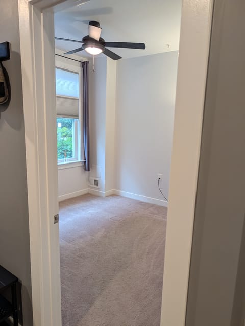 Private Room in 1Bed.1Bath