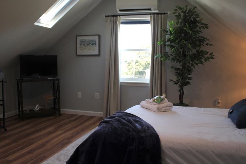 roommates in Undisclosed, Warren, RI 02885 Victorian Warren Home (id. 16869) - cirtru.com