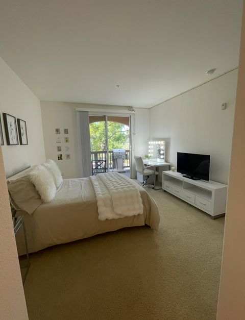 Private Room in 2Bed.2Bath