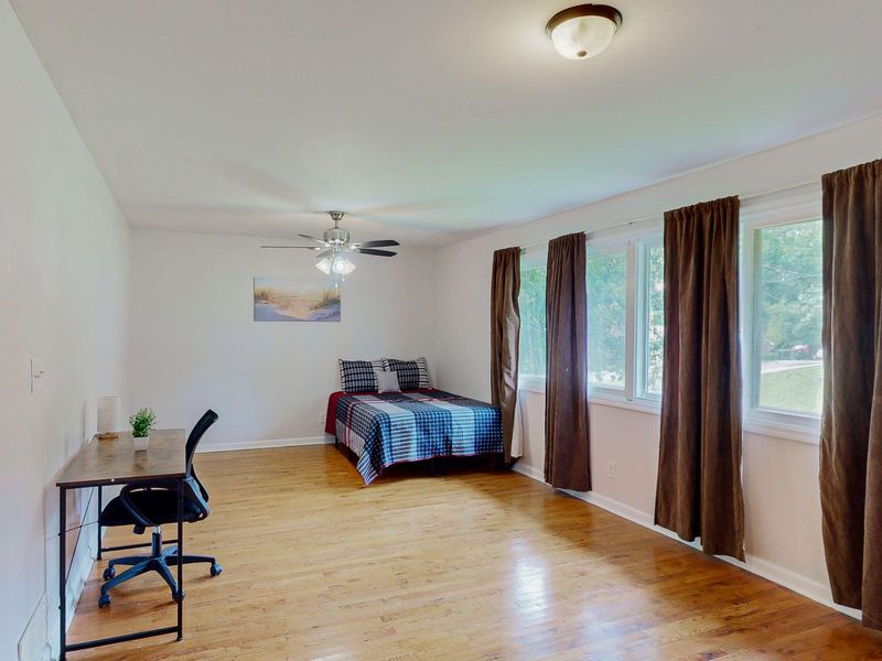 roommates in Undisclosed, College Park, GA 30349 Newly Renovated & Spacious College Park Home | Furnished, Secure, and Spacious | No Move-In Fee , Free Wi-Fi , Monthly Cleanings , Bus Stop 1.3 Miles Away  , and Grocery Store 0.8 Miles Away (id. 14642) - cirtru.com