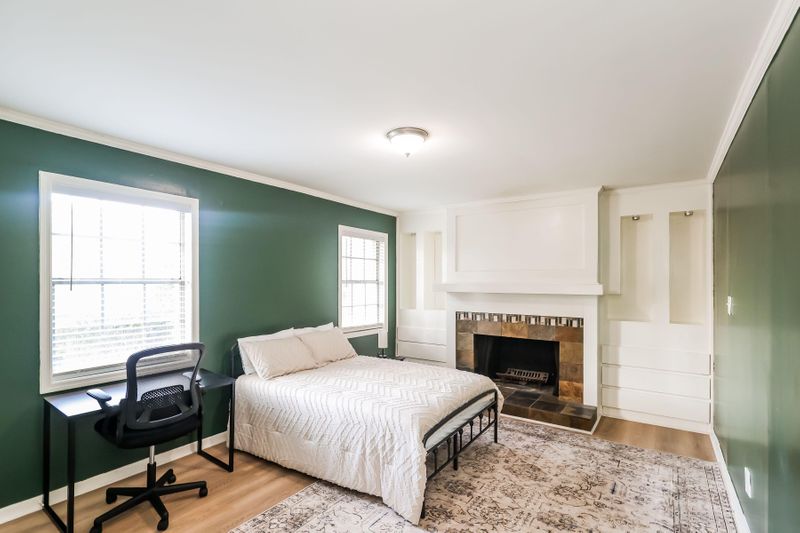 roommates in Undisclosed, East Point, GA 30344 Room to Breathe  Oversized Bedrooms in a 2,500 Sq Ft Home – Limited to Just 5 Housemates. Minutes from ATL Airport. Fully Renovated for Elevated Co-Living. . (id. 26919) - cirtru.com