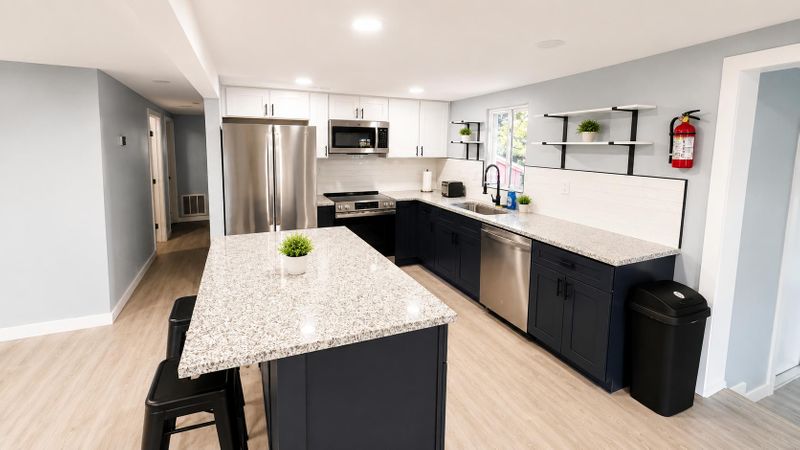 roommates in Undisclosed, Cocoa, FL 32922 Modern Room Near UCF & EFSC – Prime Cocoa Location (id. 33413) - cirtru.com