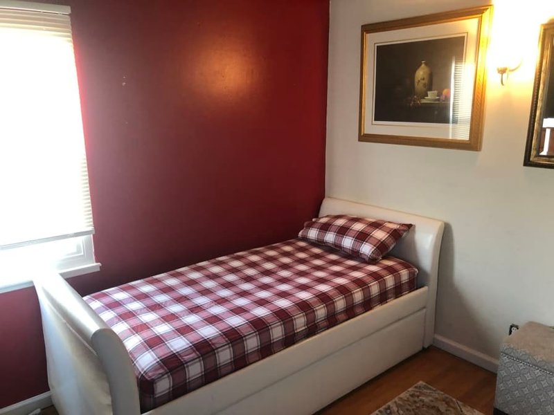 roommates in Vallejo Private Room in 3Bed.2Bath - cirtru.com