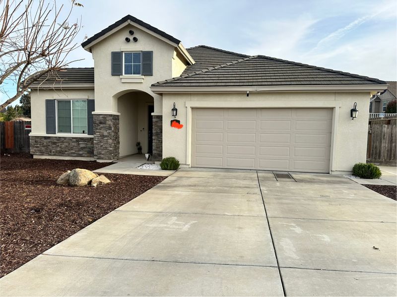 roommates in Hollister Room4Bed.2.5Bath - cirtru.com