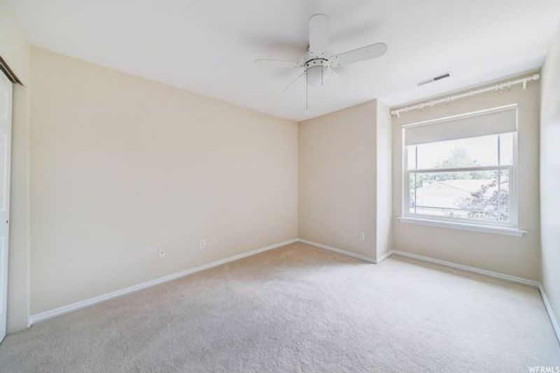 roommates in Sandy Private Room in 1Bed.1Bath - cirtru.com