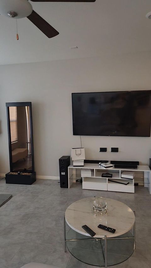 New community Henderson (id. 31895)