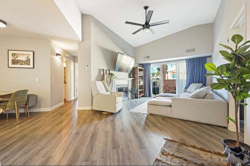 Private Room in 2Bed.2Bath