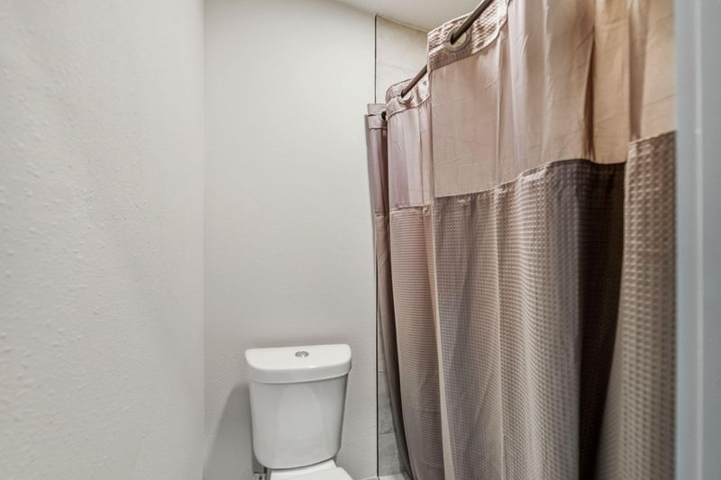 roommates in Undisclosed, Houston, TX 77009 Live in Northside (id. 25864) - cirtru.com